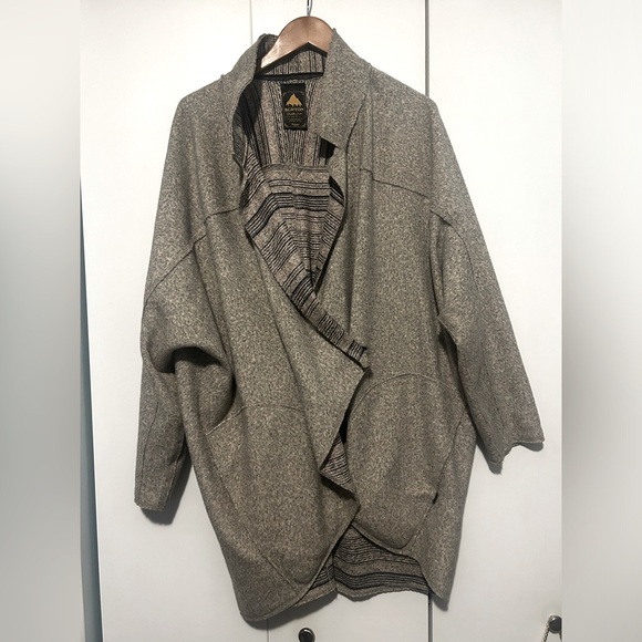 Burton Shawl Coat - Women’s L - Picture 1 of 5